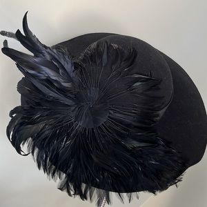 Michael Howard 100% Wool Hat Ruth Alan Design Color Black Feathers Decorated